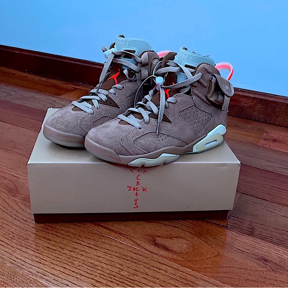 Jordan 6 RetroTravis Scott British Khaki